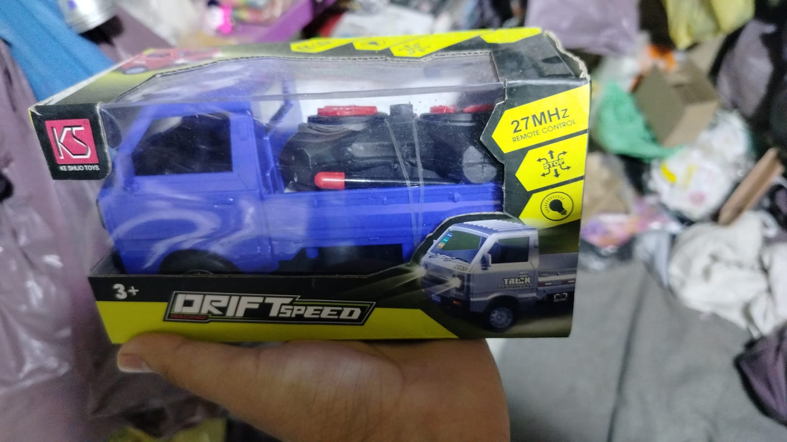 Drift Speed 27MHz Remote Control RC Toy Truck for Kids (Random Color) - Image 2