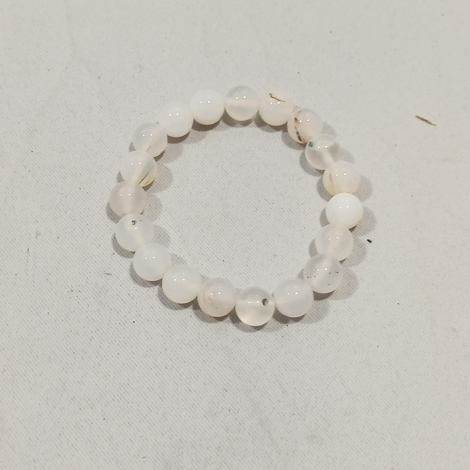 Natural Milky White Aqeeq Stone Bracelet - Genuine Gemstone Beaded Wristband Elegant Handcrafted Jewelry For Men And Women Fashion Accessory - Image 3