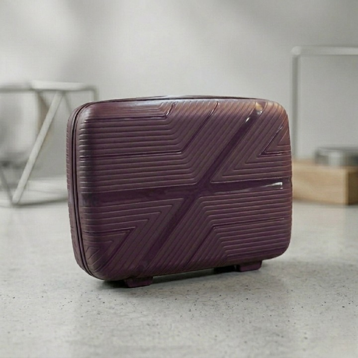 Premium High-Quality Beauty Box – Hard Shell Makeup Case with Modern X-Design - Image 3