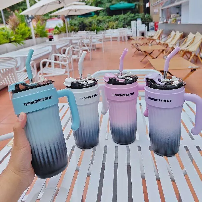 780ml Premium Stainless Steel Tumbler Elegant Design Double Wall Insulated Leakproof Travel Mug For Hot And Cold Drinks | Random Color - Image 5