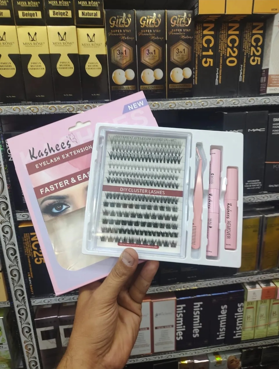 Kashee's 4 In 1 Permanent Eyelash Extension Set Professional Lash Kit | Mix Size - Image 5