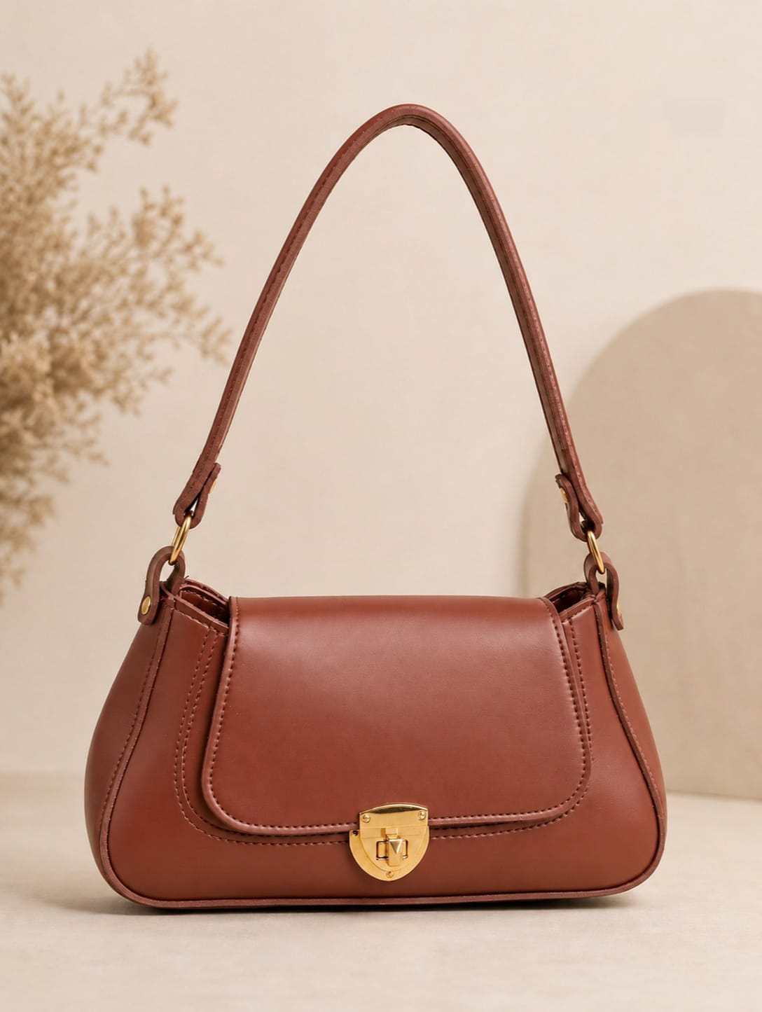 Classic Flap Shoulder Purse for Women – Premium Leather Look Handbag - Image 4