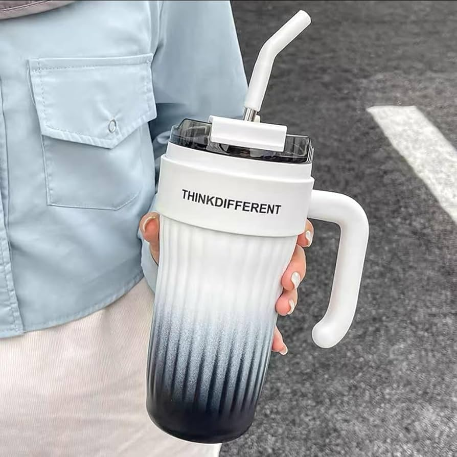 780ml Premium Stainless Steel Tumbler Elegant Design Double Wall Insulated Leakproof Travel Mug For Hot And Cold Drinks | Random Color - Image 4