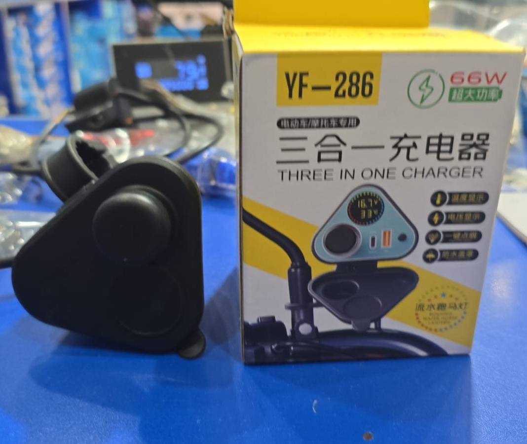 Yf 286 Three In One Charger Durable Reliable Fast Charging Compact Design Suitable For Multiple Devices - Image 5