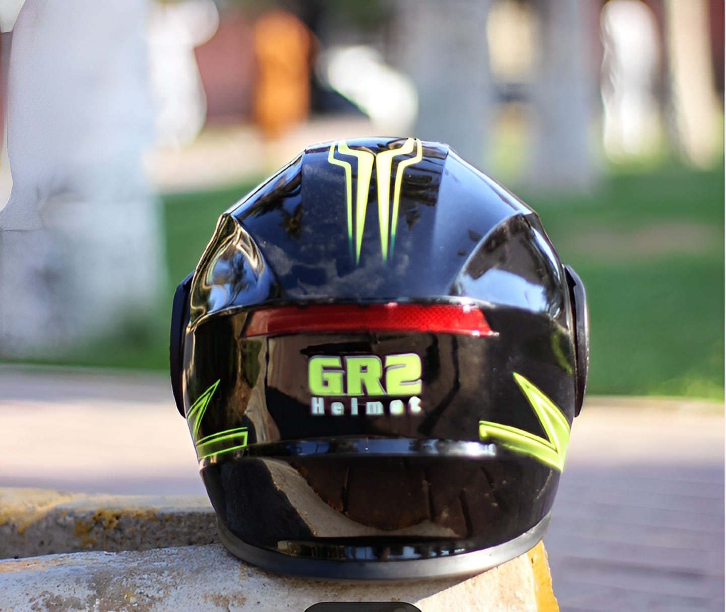 GR 2 stye helmet for bikes - Image 2