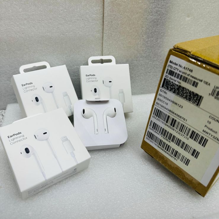 iPhone Lightning Wired Handfree Earphones Direct Connect No Bluetooth Required - Image 5