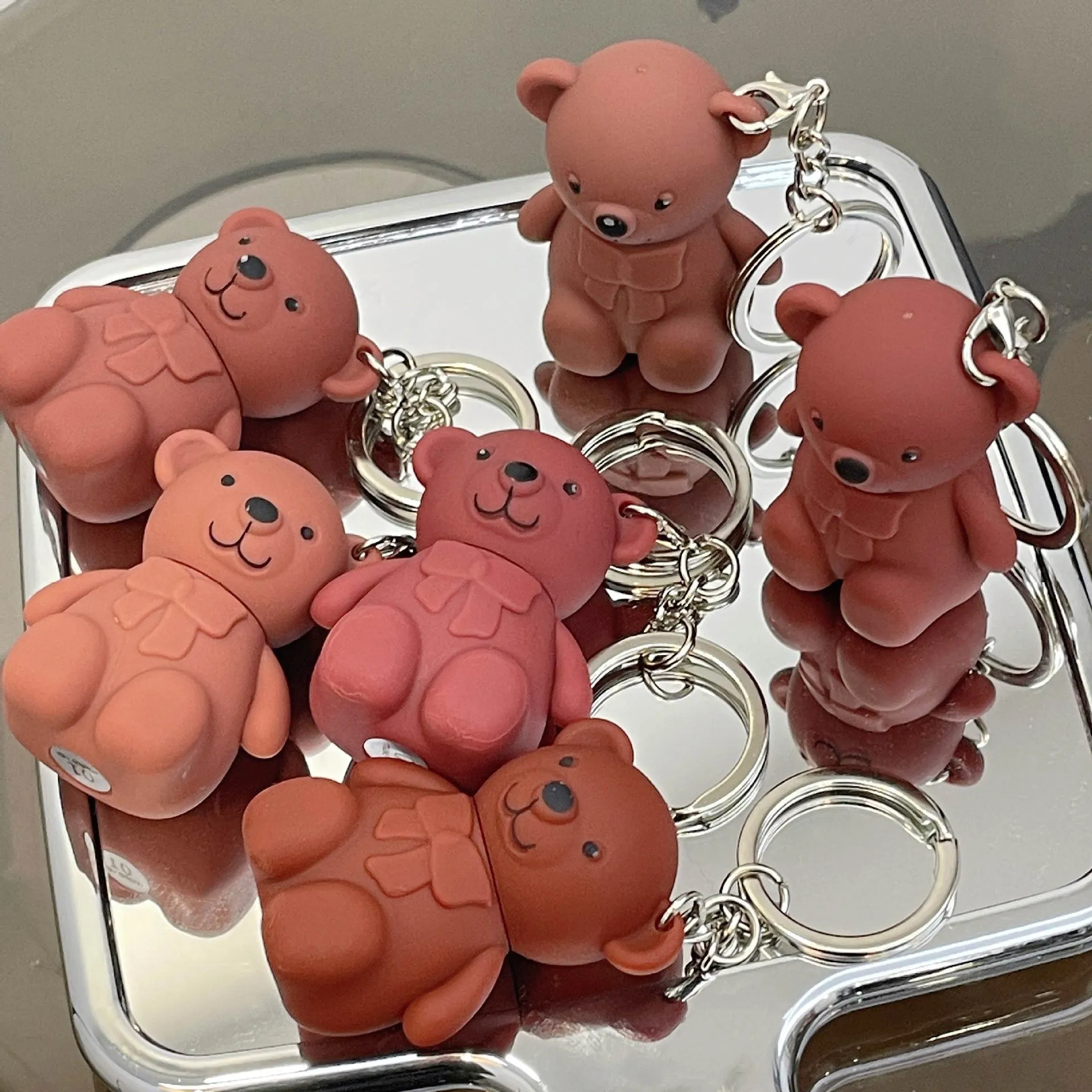 6-Piece Cute Bear Keychain Liquid Lipstick Set – Mist Matte Velvet Finish, Moisturizing Lip Stain, Waterproof & Long-Lasting Lip Gloss (6 Colors) - Image 3